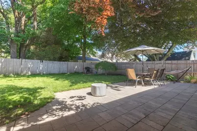 54 Ashland St, Newburyport, MA 01950 - Photo 30