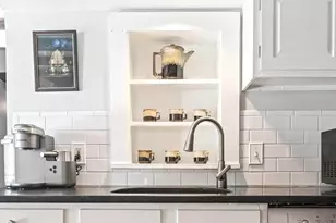 54 Ashland St, Newburyport, MA 01950 - Photo 6