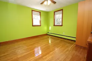 10 Pillings Rd, Saugus, MA 01906 - Photo 18
