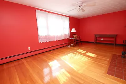 10 Pillings Road, Saugus, MA 01906 - Photo 6