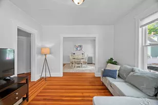 16 Charles St, Watertown, MA 02472 - Photo 12