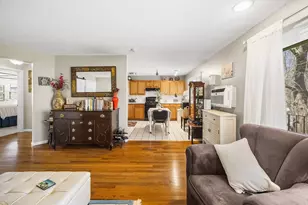 68 Edgelawn Ave, North Andover, MA 01845 - Photo 4