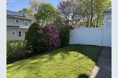 12 Lamar Ave, Worcester, MA 01604 - Photo 2