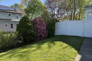 12 Lamar Ave, Worcester, MA 01604 - Photo 2