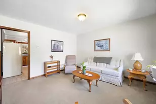 62 Lincoln Ave, South Hadley, MA 01075 - Photo 16