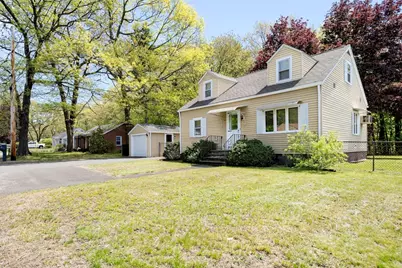 62 Lincoln Avenue, South Hadley, MA 01075 - Photo 4