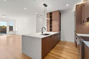 58 Kent, Brookline, MA 02445 - Photo 2