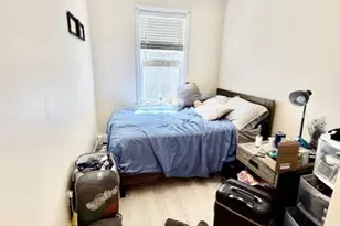 14 Cleveland Pl, Boston, MA 02113 - Photo 10