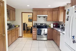 14 Kings Ct, Arlington, MA 02474 - Photo 4