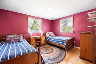55 Longfellow Rd, Holyoke, MA 01040 - Photo 32