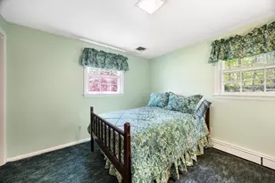 55 Longfellow Rd, Holyoke, MA 01040 - Photo 30