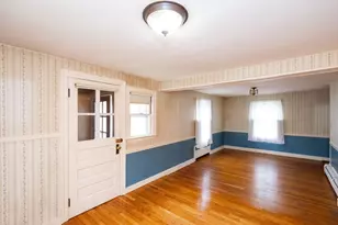 402 Prospect St, West Boylston, MA 01583 - Photo 8