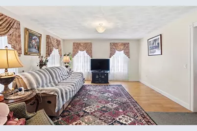144 Burnside, Seekonk, MA 02771 - Photo 12