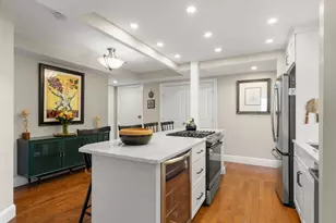 85 E India Row, Boston, MA 02110 - Photo 2