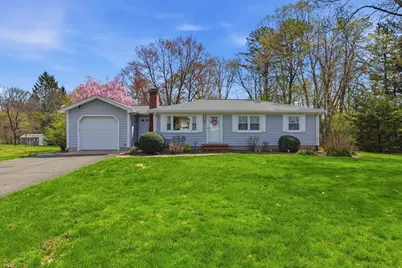 7 Joseph Ave, Westfield, MA 01085 - Photo 2