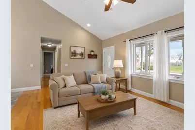 79 Beaudryave, Chicopee, MA 01020 - Photo 10