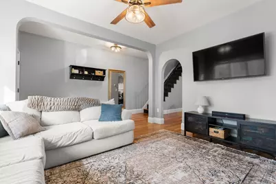 894 East 2nd St, Boston, MA 02127 - Photo 8