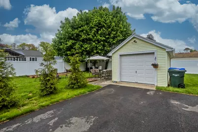 4 Jean Dr, Springfield, MA 01104 - Photo 4