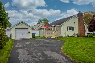 4 Jean Dr, Springfield, MA 01104 - Photo 6