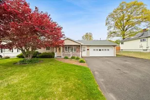 128 Windsor St, Fall River, MA 02723 - Photo 2