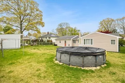 128 Windsor St, Fall River, MA 02723 - Photo 34