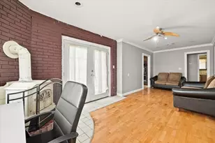 128 Windsor St, Fall River, MA 02723 - Photo 28