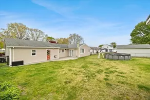128 Windsor St, Fall River, MA 02723 - Photo 32