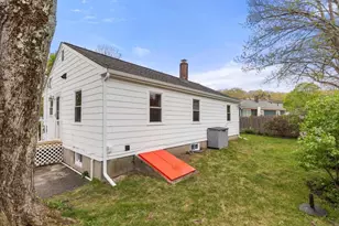 128 Dale St, Boston, MA 02131 - Photo 32