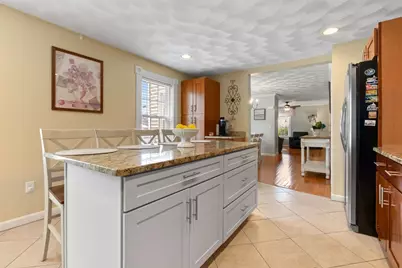 21 Cleveland Street #21, North Andover, MA 01845 - Photo 18