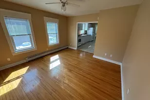 62 Benefit St, Attleboro, MA 02703 - Photo 4