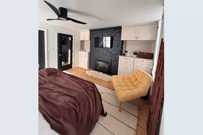65 Pinckney Street #3, Boston, MA 02114 - Photo 8