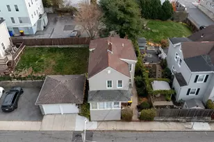 89 Oak St, Fall River, MA 02720 - Photo 4