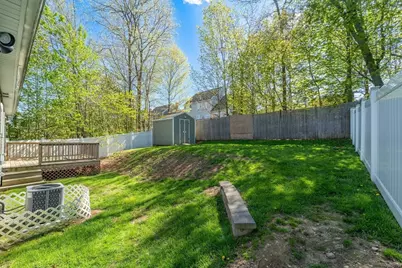 31 Scenic Dr, Worcester, MA 01602 - Photo 36