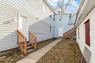 3 Chelsea St, Worcester, MA 01610 - Photo 14