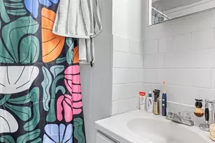 19 S Russell St, Boston, MA 02114 - Photo 22
