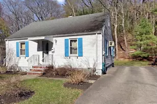 6 Atwood St, Wakefield, MA 01880 - Photo 1