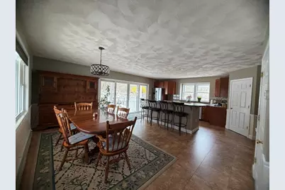 81 N Main St, Bellingham, MA 02019 - Photo 6