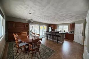81 N Main St, Bellingham, MA 02019 - Photo 6
