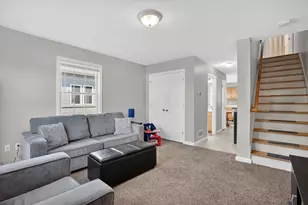 79 Brandon Ave, Springfield, MA 01119 - Photo 32