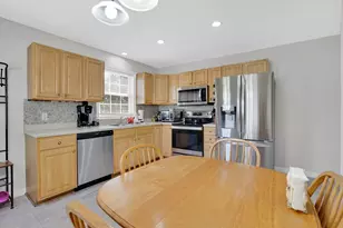 79 Brandon Ave, Springfield, MA 01119 - Photo 24