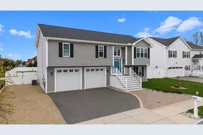 117 Farland Cir, New Bedford, MA 02745 - Photo 1