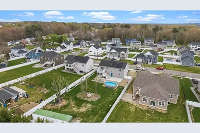 117 Farland Cir, New Bedford, MA 02745 - Photo 6