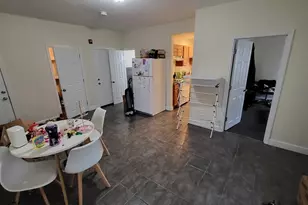 172 Riverside St, Lowell, MA 01854 - Photo 4