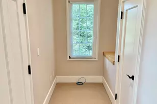 23 Highland St, Cambridge, MA 02138 - Photo 4