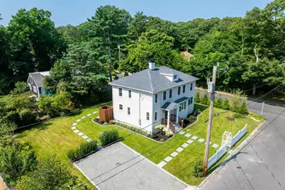 5 Pinetree Lane, Tisbury, MA 02568 - Photo 2