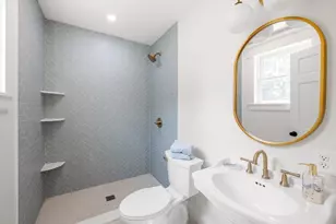 5 Pine Tree Ln, Tisbury, MA 02568 - Photo 8