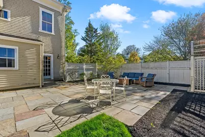 403 Main St, Hingham, MA 02043 - Photo 22