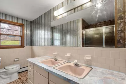 4 Greenwich Rd, Norwood, MA 02062 - Photo 16