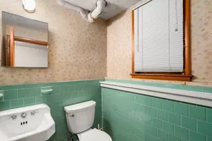 4 Greenwich Rd, Norwood, MA 02062 - Photo 18