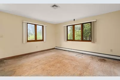 4 Greenwich Rd, Norwood, MA 02062 - Photo 6